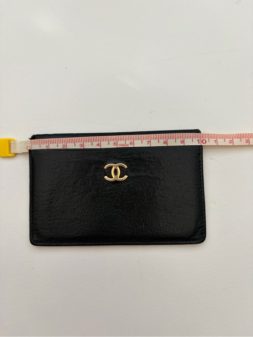 CHANEL Black Leather Card Holder with Gold CC logo - Authentic - Picture 8 of 11